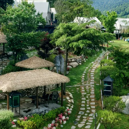 Damyang Queens Castle Spa Pension & Glamping