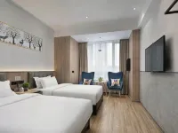 Chaling Mountain Elm Art Hotel Hotele w: Powiat Chaling