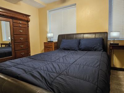 Feel Cozy and at Home! Perfect Location for Exploring!