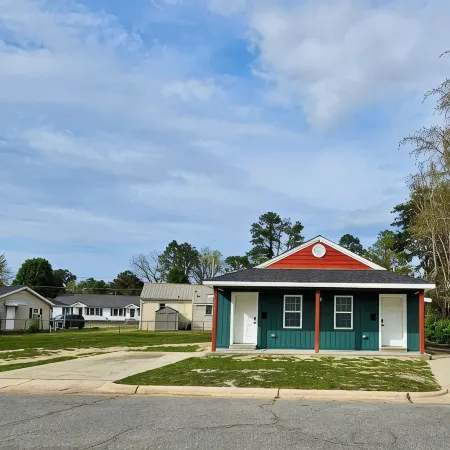 Charming 1-bedroom apartment in Lumberton with AC, WiFi