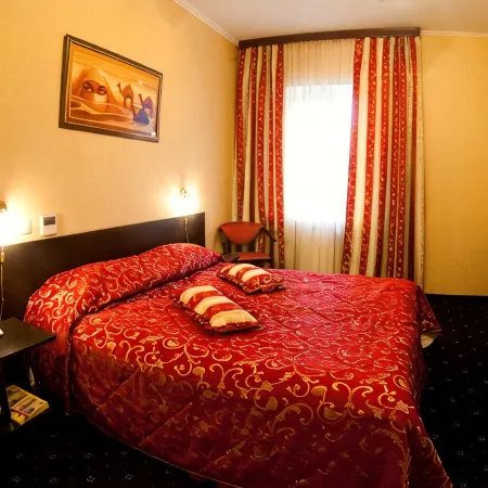Angel Hotel (Ангел)