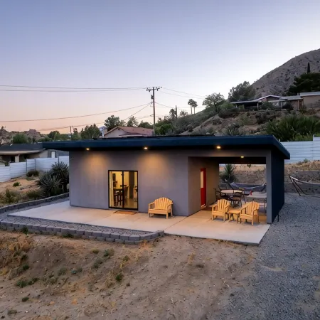 Casa de Azul - Modern Desert Retreat w/MTN VIEWS