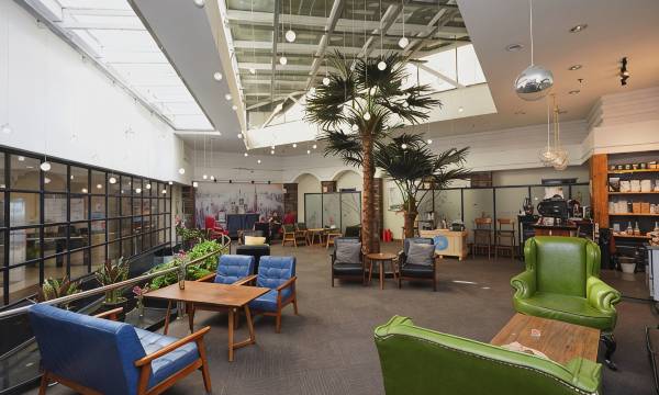 Jingcheng Business Hotel (Beijing Shilihe Metro Station)