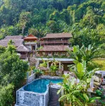 Ba Be Jungle Houses - piscina