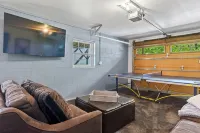 Amazing Mountain and Lake Views! - Boutique