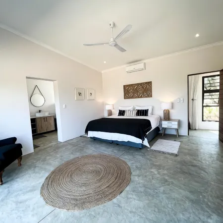 24 Degrees South Country Estate