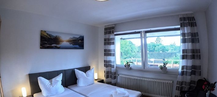 Ferienwohnung am Waldrand und Trotzdem Zentral Hotels in Bad Arolsen