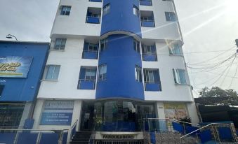Hotel Intersuites