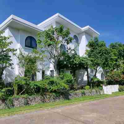 West Phu Quoc 4BR beachfront villa with private pool Hotel Exterior
