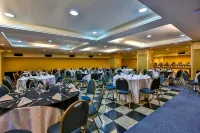 Grand Mercure Curitiba Rayon - 朝食