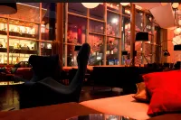 Clarion Hotel Sense - bar