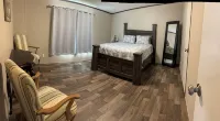 Enchanting and relaxing 4-bedroom pine house with plenty outdoor space to enjoy. - Wifi