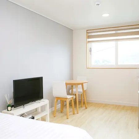 Yang Yang Timi House Pension