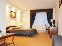 Evropa Hotel Hotéis em Zhukovsky