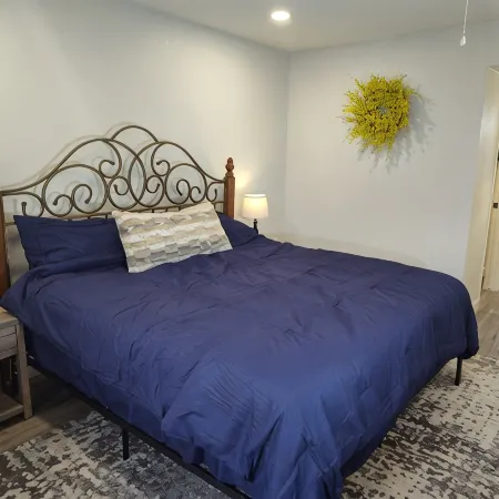 Cozy 1-bedroom condo resort in charming Mesa with WiFi, AC