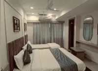 Hotel Royal Sky - 2-Star