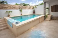 Spacious 2Br w/ Pool •  Walk to Beach & Town • Quiet Area - Villas