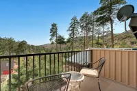 Ski Tucson Cabin at Mt Lemmon Hotel Overlooking Summerhaven, Arizona