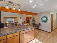 Arnold Getaway with lake access Hotels in Arnold