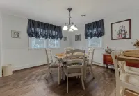 Cove Point Beach Cottage with Chesapeake Bay Views