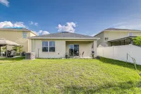 Peaceful 2BR Home w/ Modern Comforts in Riverview - Homestays