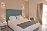 Luxury Villa with private salt water pool, near beach, golf courses. Free Wi-Fi - 4-نجوم