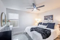 Pet-Friendly • UMHB Walkable • Downtown • Fire Pit • Hot Tub
