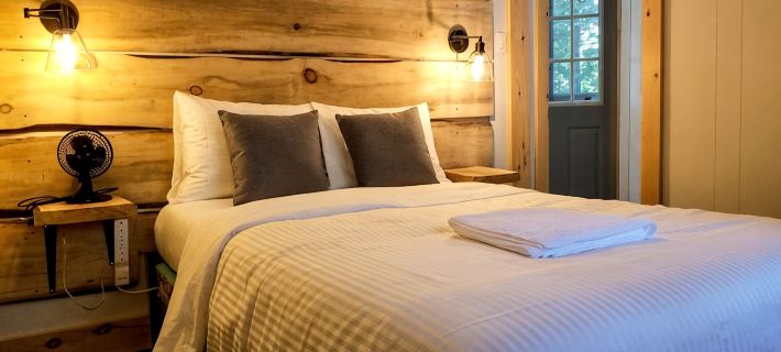 Summit Cottage on Kawagama Lake, Jul/Aug: weekly booking only (Sat. - Sat Hotels in Haliburton County
