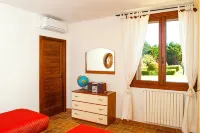 VILLA DELLE LANTANE with Private Pool in a garden of 10,000 m. q. - Pools