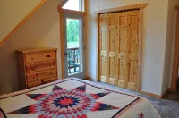 Price Drop!!!  Outland Meadows Cabin Near Yellowstone Park