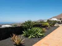 Luxury villa, swimming pool, sea views, A/C, BBQ, WIFI, Hotels in Conil