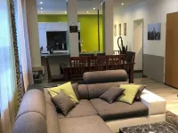 Top Apartment- 2 Floors - 100 m² - up to 10 People Hotels near Holzen