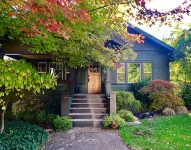 Titania - Second Spring Property 1-3 Bedroom Luxury Rentals In Downtown Ashland