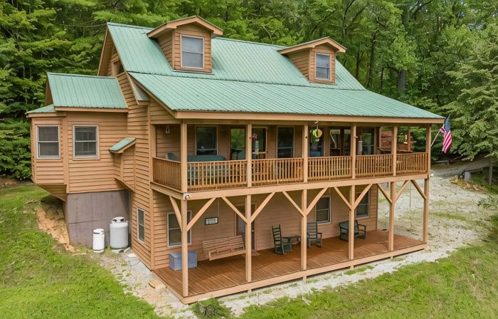 Peaceful Mtn cabin w/fast Wi-Fi & 5 min walk to River