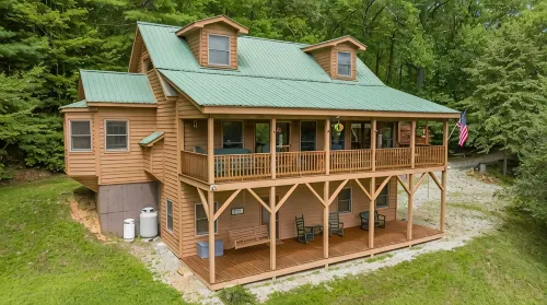 Peaceful Mtn cabin w/fast Wi-Fi & 5 min walk to River