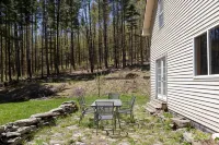 Cheerful Mountain Cottage