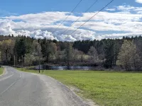 Country Home with Babbling Brook and Pond View- Minutes to Berkshire East Resort - Homestays