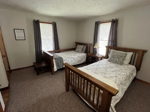 Heritage House - Orrville, OH … minutes to Amish Country!