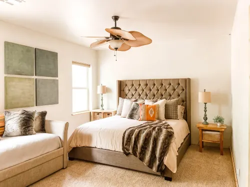 4 Bdr Cozy Cabin Near Fishing, Golf, Marina + Wifi + Pool Table, Pets OK