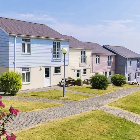 Atlantic Reach Cottage, Newquay.  Large 4 bed villa with leisure services & WiFi