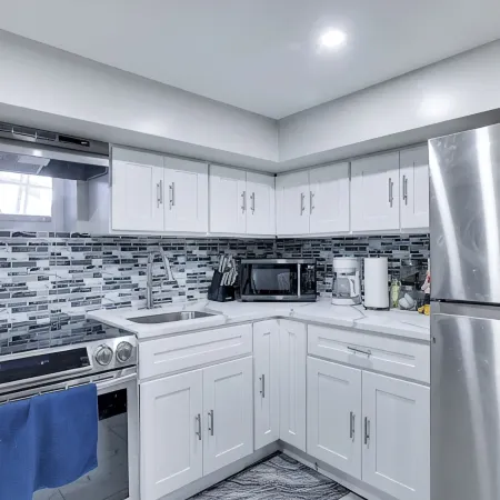 Newark 4Br Getaway Free Parking & City Access