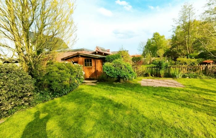 Haus Meereswind Esens, 3 Bedrooms, Conservatory with Fireplace