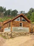 8 miles to Mount Rushmore - Sleeps 2 - King Bed