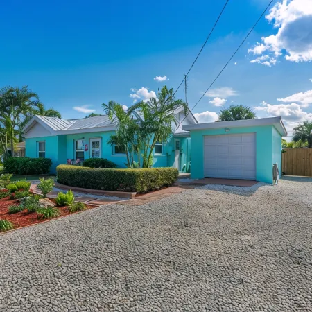Coastal Karma Cottage - Near downtown Stuart, FL