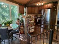 Round Cabin - 5 min to Bedford - Deck - Hike- Golf - Across Omni Bedford Springs