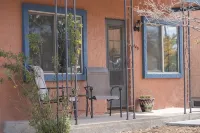 距薩利達市中心和河畔僅兩個街區的歷史風格山景民宿..