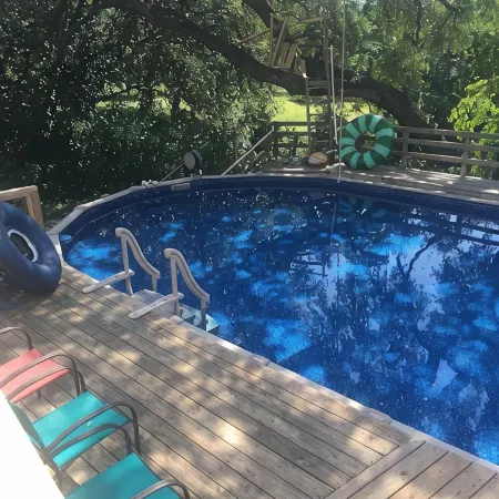 A perfect family vacation on the Frio River.