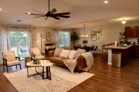 Spacious 4BD Home w EV charger near Sequoia Ntl Pk