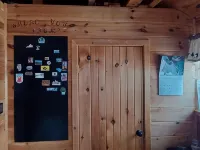 Sunrise Views Cabin with AC, Game Room & Bar Hotels in Hampden