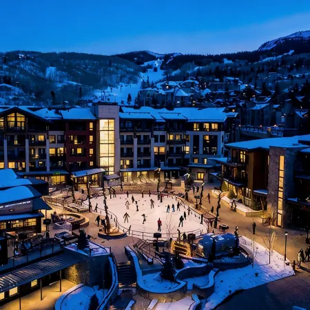 Ski in- ski out  3bd 2ba Modern Contemporary At Capitol Peak Base Village
